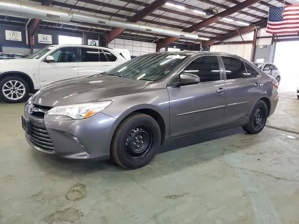 4T1BF1FK5HU355669 2017 TOYOTA CAMRY - Image 1