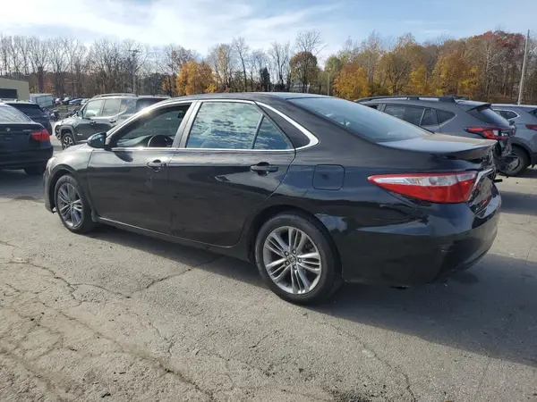 4T1BF1FK5HU356899 2017 TOYOTA CAMRY - Image 2