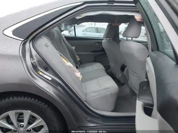 4T1BF1FK5HU358491 2017 TOYOTA CAMRY - Image 8