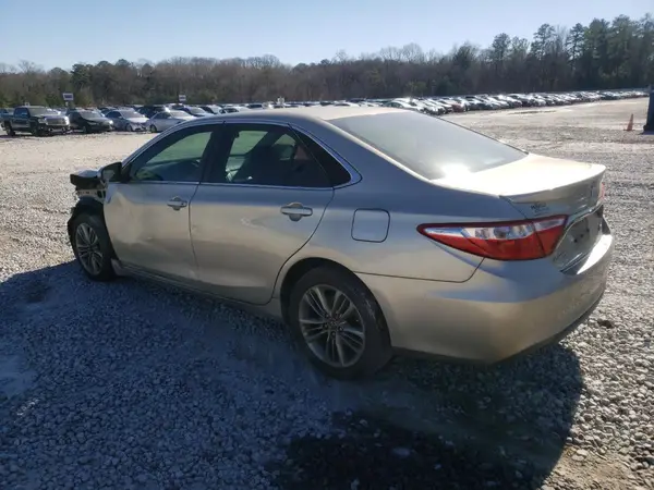 4T1BF1FK5HU360743 2017 TOYOTA CAMRY - Image 2