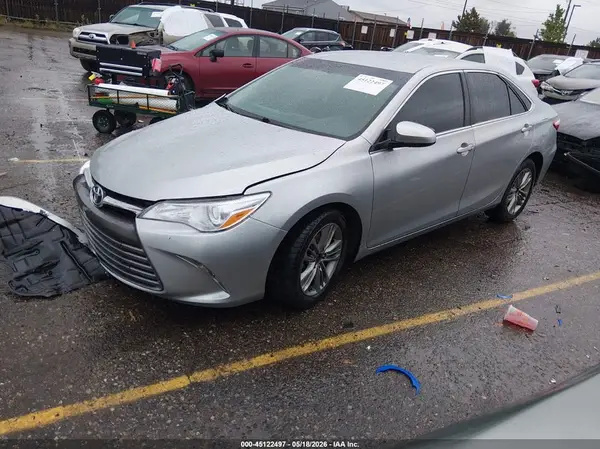 4T1BF1FK5HU367255 2017 TOYOTA CAMRY - Image 2