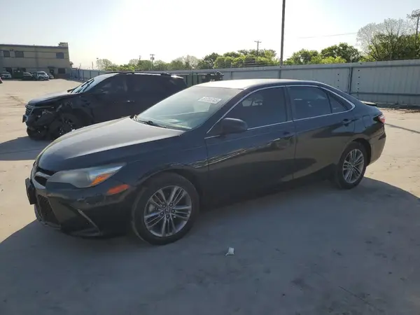 4T1BF1FK5HU373492 2017 TOYOTA CAMRY - Image 1