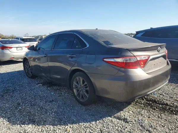 4T1BF1FK5HU373525 2017 TOYOTA CAMRY - Image 2