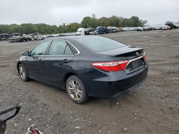 4T1BF1FK5HU379163 2017 TOYOTA CAMRY - Image 2