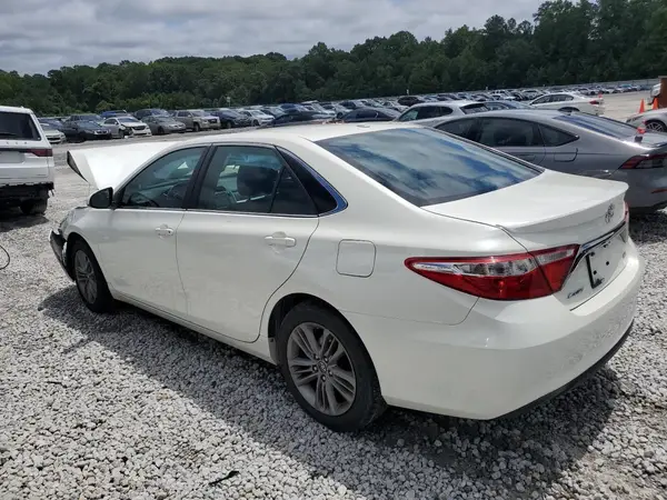 4T1BF1FK5HU380863 2017 TOYOTA CAMRY - Image 2