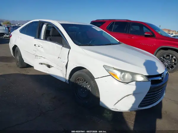 4T1BF1FK5HU384167 2017 TOYOTA CAMRY - Image 1