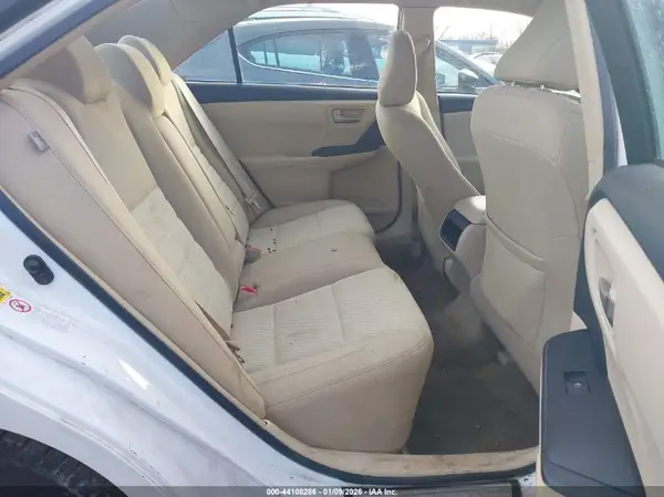 4T1BF1FK5HU385304 2017 TOYOTA CAMRY - Image 8