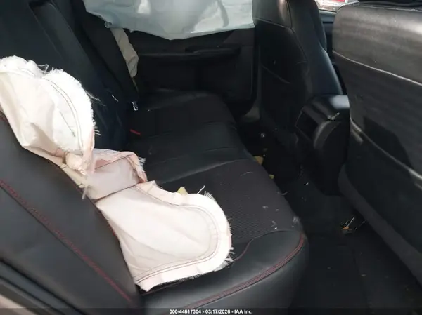 4T1BF1FK5HU385769 2017 TOYOTA CAMRY - Image 8