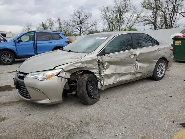 4T1BF1FK5HU393080 2017 TOYOTA CAMRY - Image 1