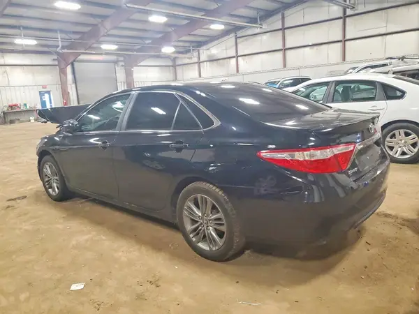 4T1BF1FK5HU394164 2017 TOYOTA CAMRY - Image 2