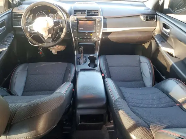 4T1BF1FK5HU399705 2017 TOYOTA CAMRY - Image 8
