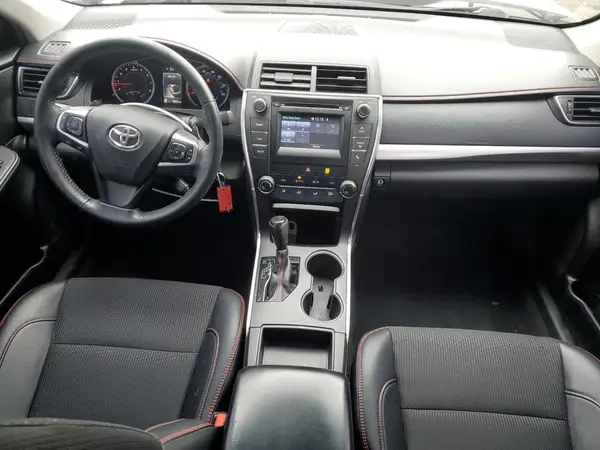 4T1BF1FK5HU400044 2017 TOYOTA CAMRY - Image 8
