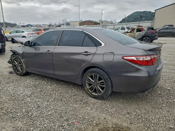 4T1BF1FK5HU404191 2017 TOYOTA CAMRY - Image 2
