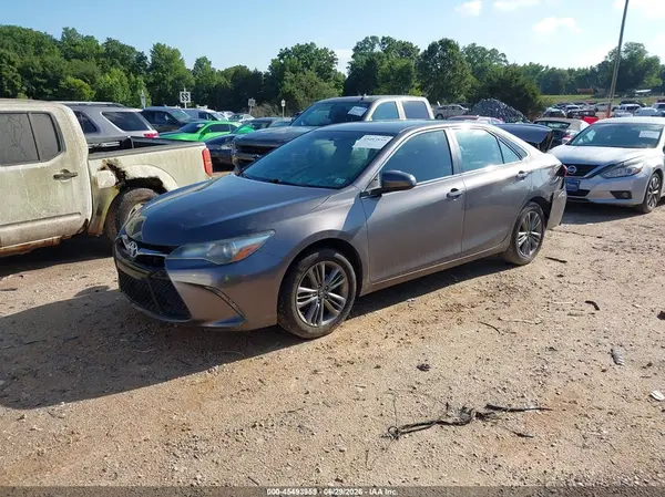 4T1BF1FK5HU405521 2017 TOYOTA CAMRY - Image 2