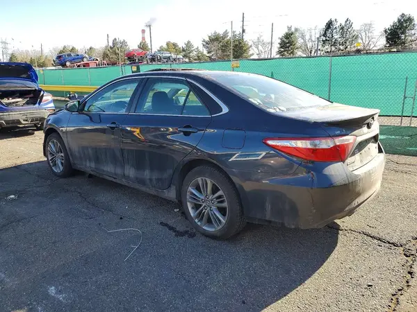 4T1BF1FK5HU405552 2017 TOYOTA CAMRY - Image 2