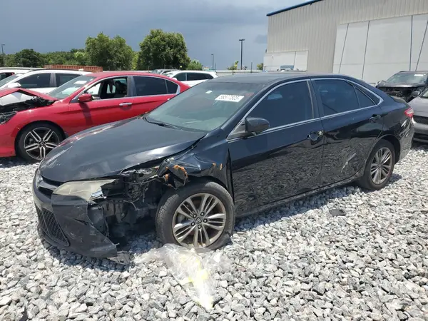 4T1BF1FK5HU407477 2017 TOYOTA CAMRY - Image 1
