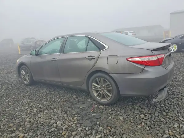 4T1BF1FK5HU408175 2017 TOYOTA CAMRY - Image 2