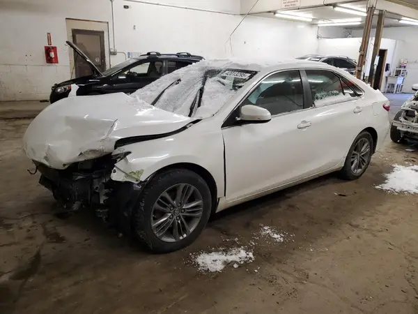 4T1BF1FK5HU408452 2017 TOYOTA CAMRY - Image 1