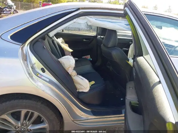 4T1BF1FK5HU408581 2017 TOYOTA CAMRY - Image 8