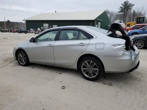 4T1BF1FK5HU408676 2017 TOYOTA CAMRY - Image 2