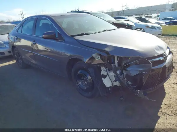 4T1BF1FK5HU411691 2017 TOYOTA CAMRY - Image 1