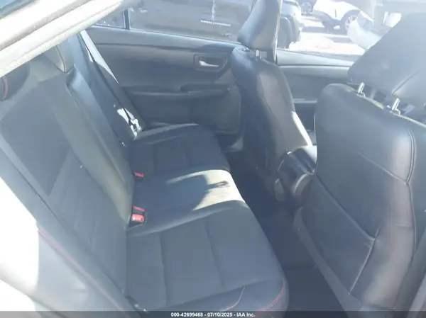 4T1BF1FK5HU413067 2017 TOYOTA CAMRY - Image 8
