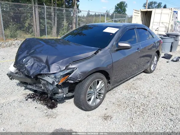 4T1BF1FK5HU413182 2017 TOYOTA CAMRY - Image 2