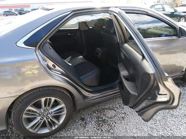 4T1BF1FK5HU413182 2017 TOYOTA CAMRY - Image 8