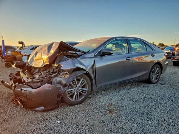 4T1BF1FK5HU416812 2017 TOYOTA CAMRY - Image 1