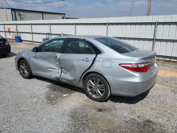 4T1BF1FK5HU424456 2017 TOYOTA CAMRY - Image 2