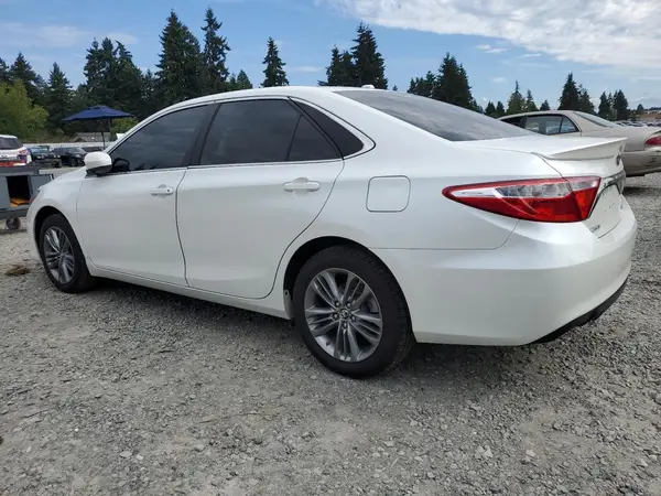 4T1BF1FK5HU424750 2017 TOYOTA CAMRY - Image 2