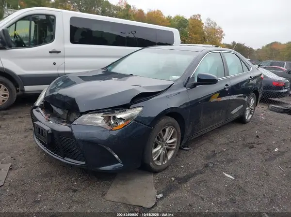 4T1BF1FK5HU427616 2017 TOYOTA CAMRY - Image 2