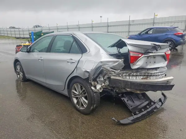 4T1BF1FK5HU432749 2017 TOYOTA CAMRY - Image 2