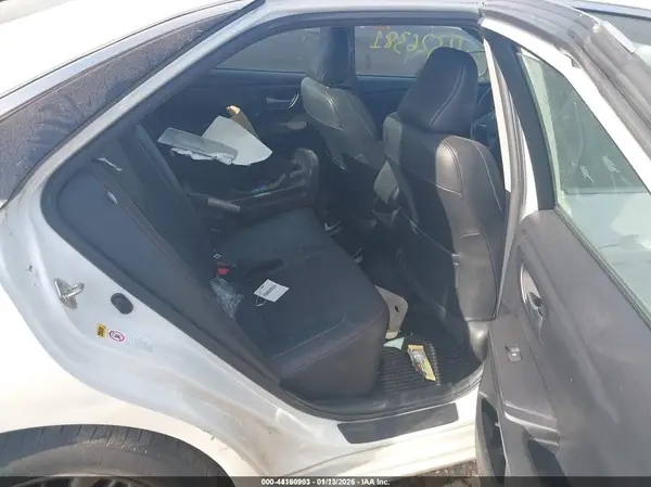 4T1BF1FK5HU435666 2017 TOYOTA CAMRY - Image 8