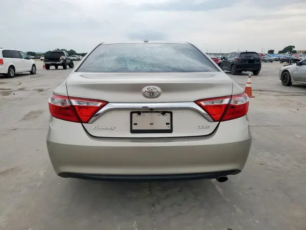 4T1BF1FK5HU439670 2017 TOYOTA CAMRY - Image 8
