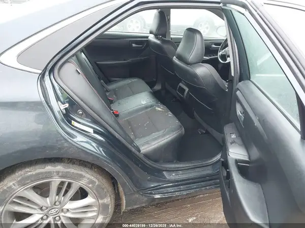 4T1BF1FK5HU444741 2017 TOYOTA CAMRY - Image 8
