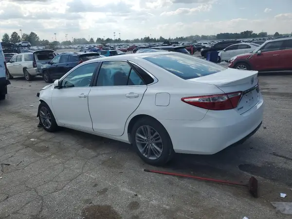4T1BF1FK5HU450507 2017 TOYOTA CAMRY - Image 2