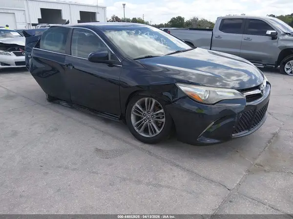4T1BF1FK5HU454234 2017 TOYOTA CAMRY - Image 1