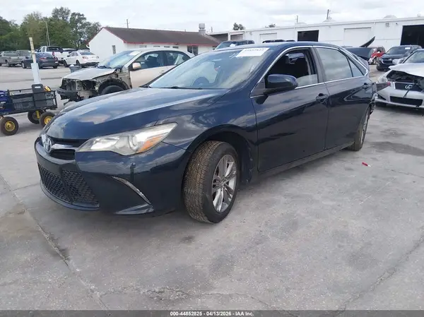 4T1BF1FK5HU454234 2017 TOYOTA CAMRY - Image 2
