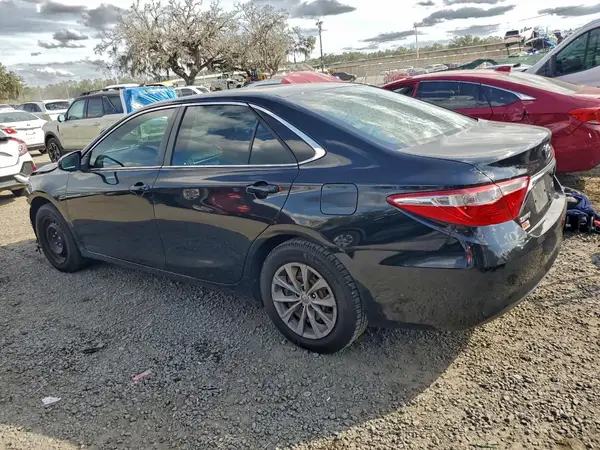 4T1BF1FK5HU454735 2017 TOYOTA CAMRY - Image 2