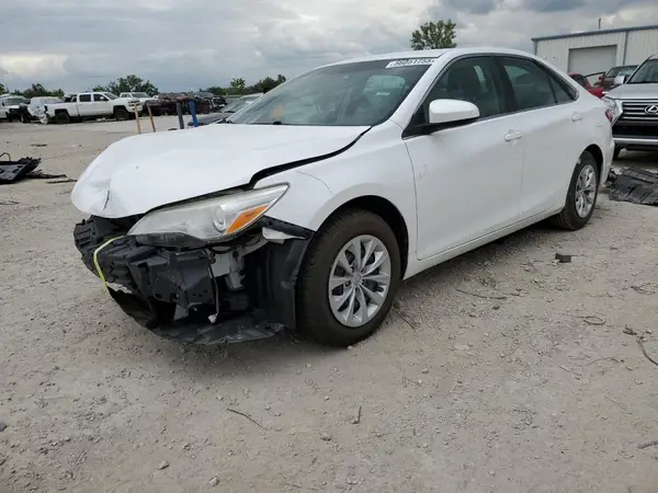 4T1BF1FK5HU616623 2017 TOYOTA CAMRY - Image 1
