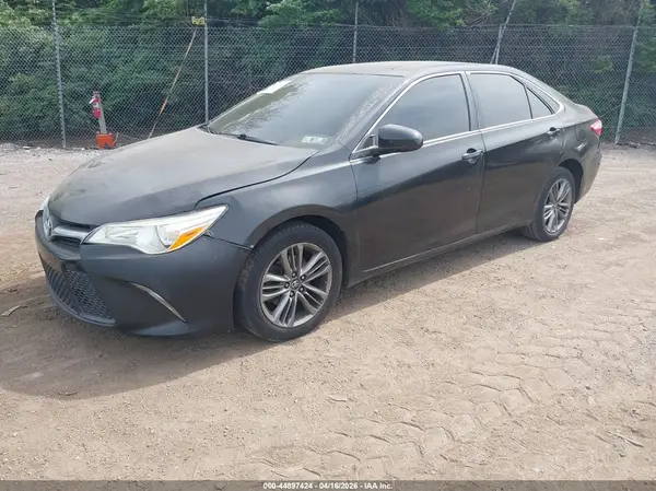 4T1BF1FK5HU616928 2017 TOYOTA CAMRY - Image 2
