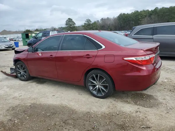 4T1BF1FK5HU623989 2017 TOYOTA CAMRY - Image 2