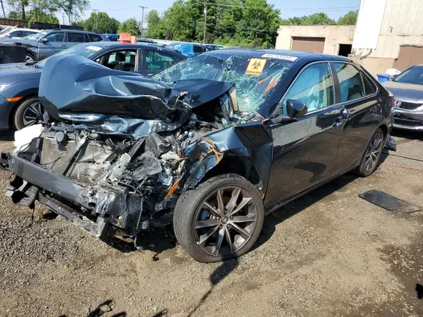 4T1BF1FK5HU625256 2017 TOYOTA CAMRY - Image 1