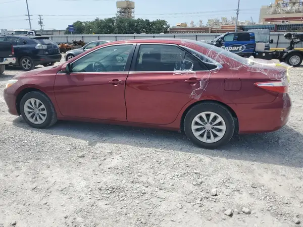 4T1BF1FK5HU629548 2017 TOYOTA CAMRY - Image 2