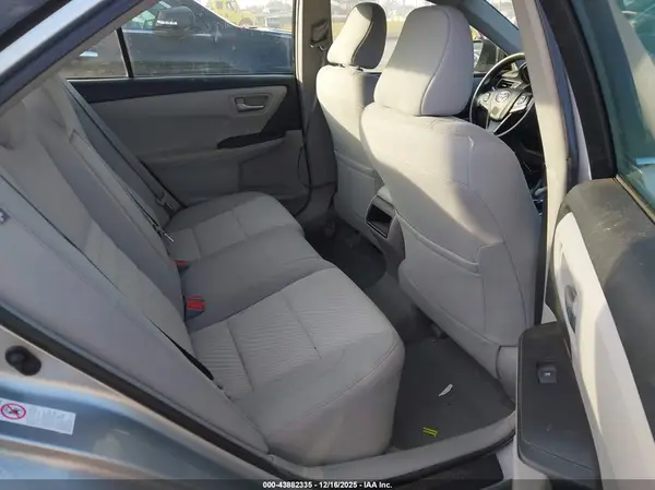 4T1BF1FK5HU641876 2017 TOYOTA CAMRY - Image 8