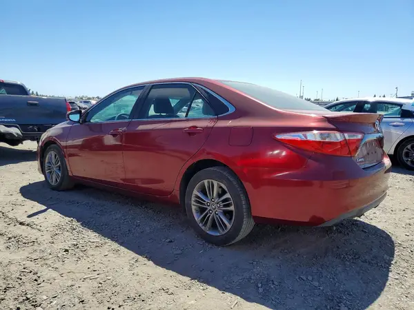 4T1BF1FK5HU650139 2017 TOYOTA CAMRY - Image 2