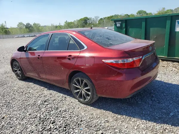 4T1BF1FK5HU651582 2017 TOYOTA CAMRY - Image 2
