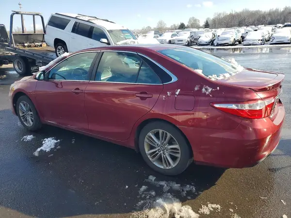 4T1BF1FK5HU657852 2017 TOYOTA CAMRY - Image 2