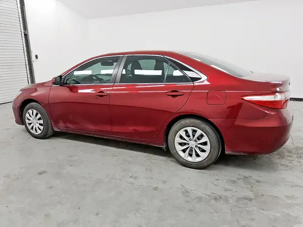 4T1BF1FK5HU661173 2017 TOYOTA CAMRY - Image 2